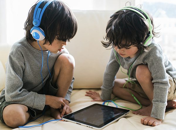 25 Super Cool Spotify Playlists That Your Kids Will Enjoy ➤ Discover the season's newest designs and inspirations for your kids. Visit us at www.kidsbedroomideas.eu #KidsBedroomIdeas #KidsBedrooms #KidsBedroomDesigns @KidsBedroomBlog