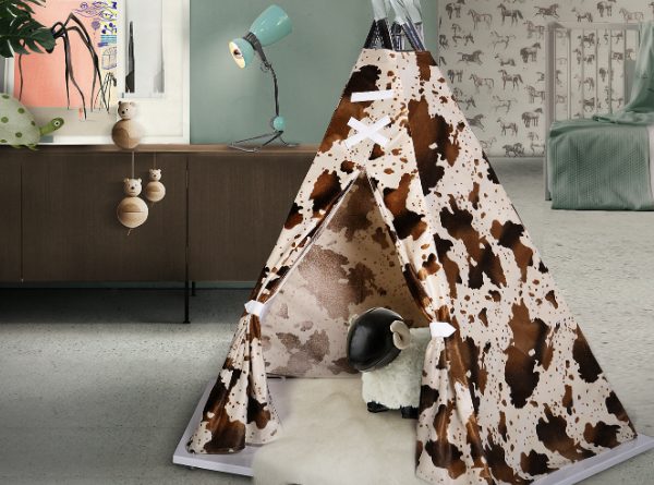 Teepee Style Room Décor Children Will Love ➤ Discover the season's newest designs and inspirations for your kids. Visit us at www.kidsbedroomideas.eu #KidsBedroomIdeas #KidsBedrooms #KidsBedroomDesigns @KidsBedroomBlog