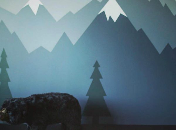 Awesome Mountain Wall Art Ideas For Your Kids’ Bedroom ➤ Discover the season's newest designs and inspirations for your kids. Visit us at www.kidsbedroomideas.eu #KidsBedroomIdeas #KidsBedrooms #KidsBedroomDesigns @KidsBedroomBlog