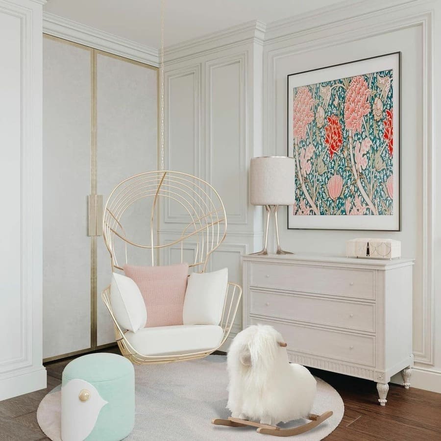 Nicolae Comaritan reading corner